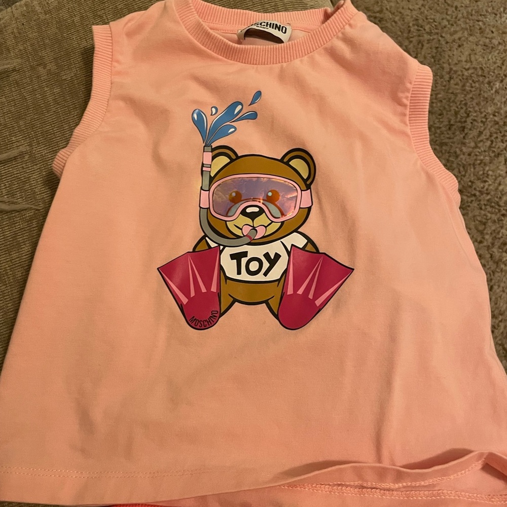 Moschino short set 2T girls